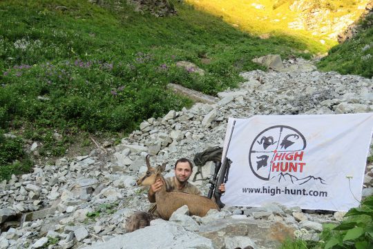 Hunting to chamois in Russia