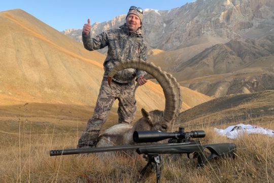 Охота на козерога в Киргизии 